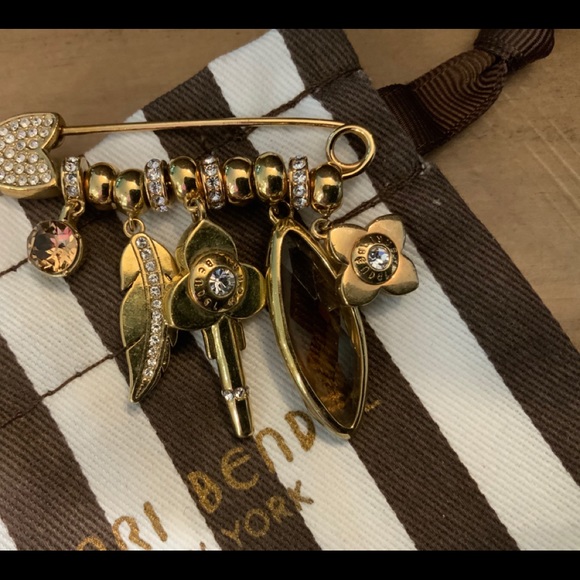 henri bendel Jewelry - Henri BENDEL gold secret garden pin